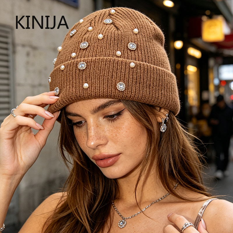 Зимняя вязаная шапка-бини с же – обзор и цена Beanie Cuffed Knit